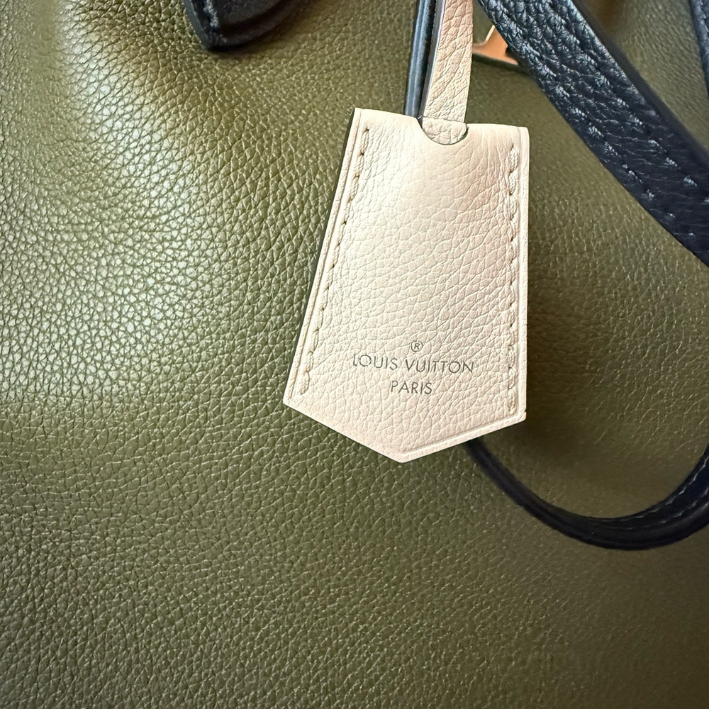 Louis Vuitton Lockme Go Tote Khaki Olive Noir pebbled Leather - Picture 6 of 16